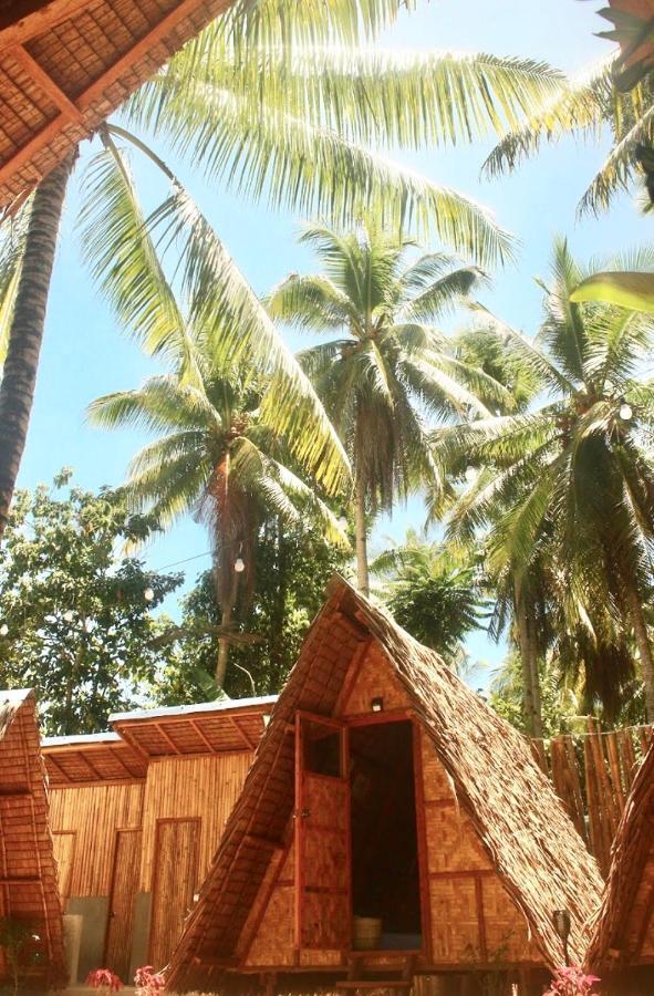 "Triangle Hut" Camp Fuego Siargao Hotel Catangnan Luaran gambar