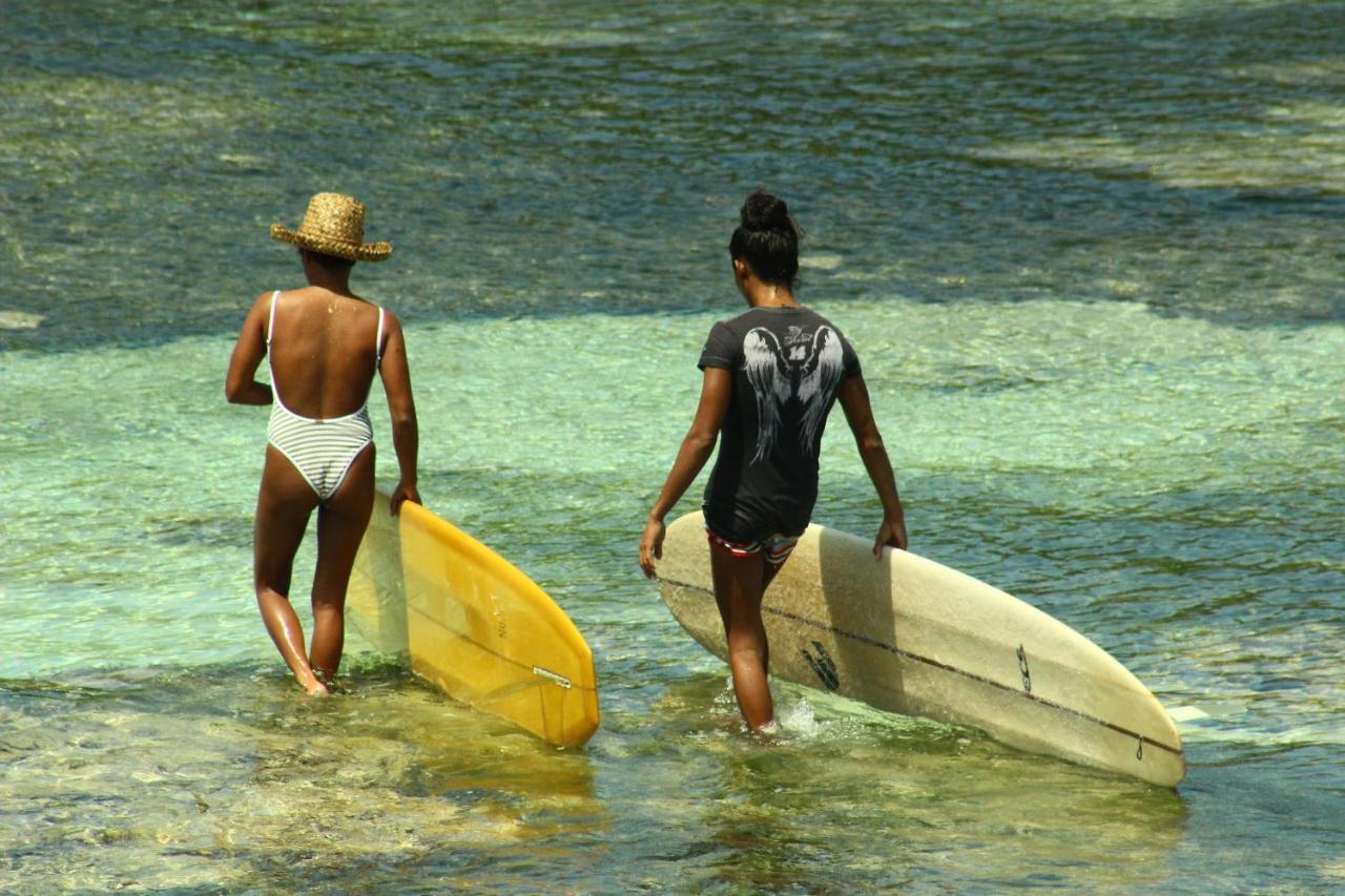 "Triangle Hut" Camp Fuego Siargao Hotel Catangnan Luaran gambar